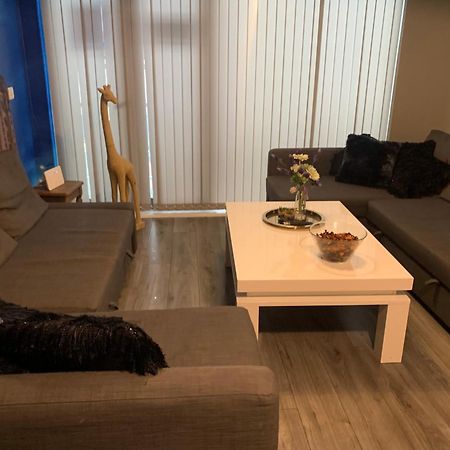 2 Bedroom Free Parking By Concert Square Sleeps 8 리버풀 외부 사진